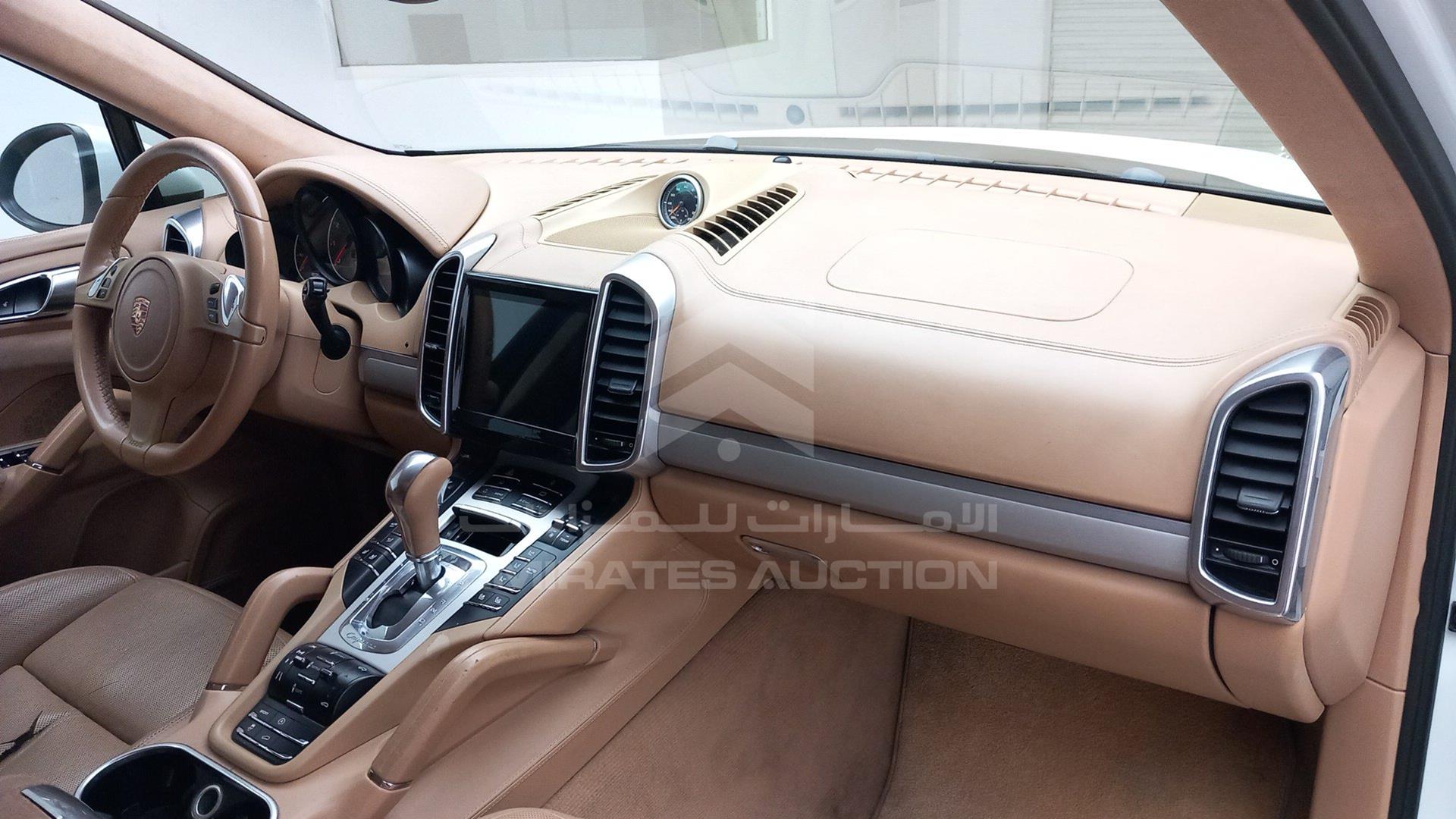 2013 PORSCHE CAYENNE VIN: WP1ZZZ92ZDLA71912