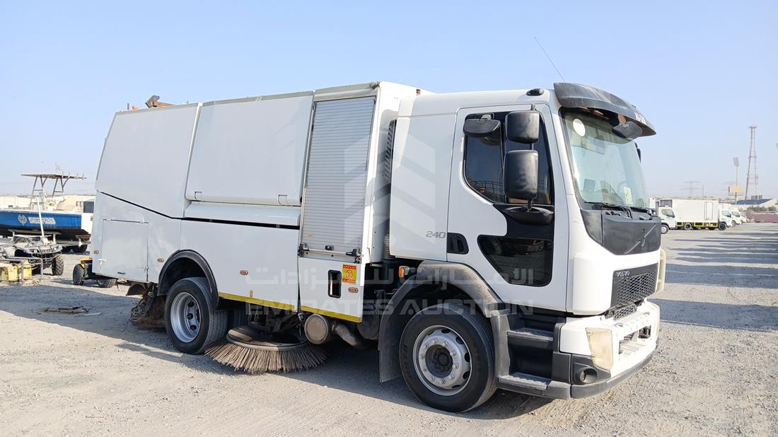 2016 Volvo FL240 — Front Right Angle — Photo 10
