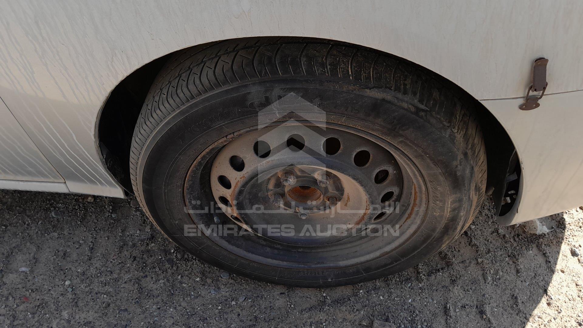 0 HYUNDAI ELANTRA VIN: KMHDT41B69U522603