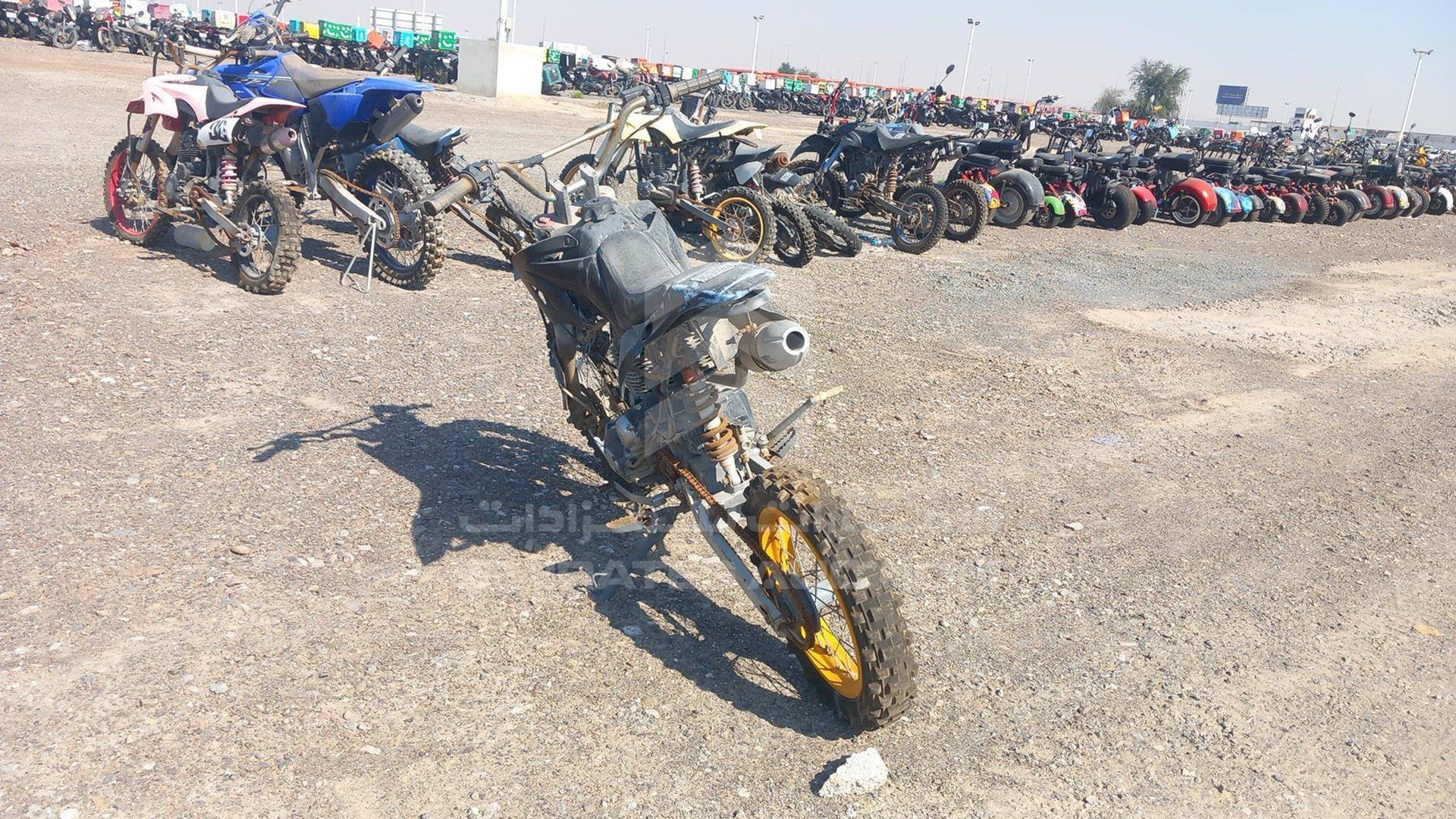 0 MOTORBIKE --- VIN: SD713E20180800516