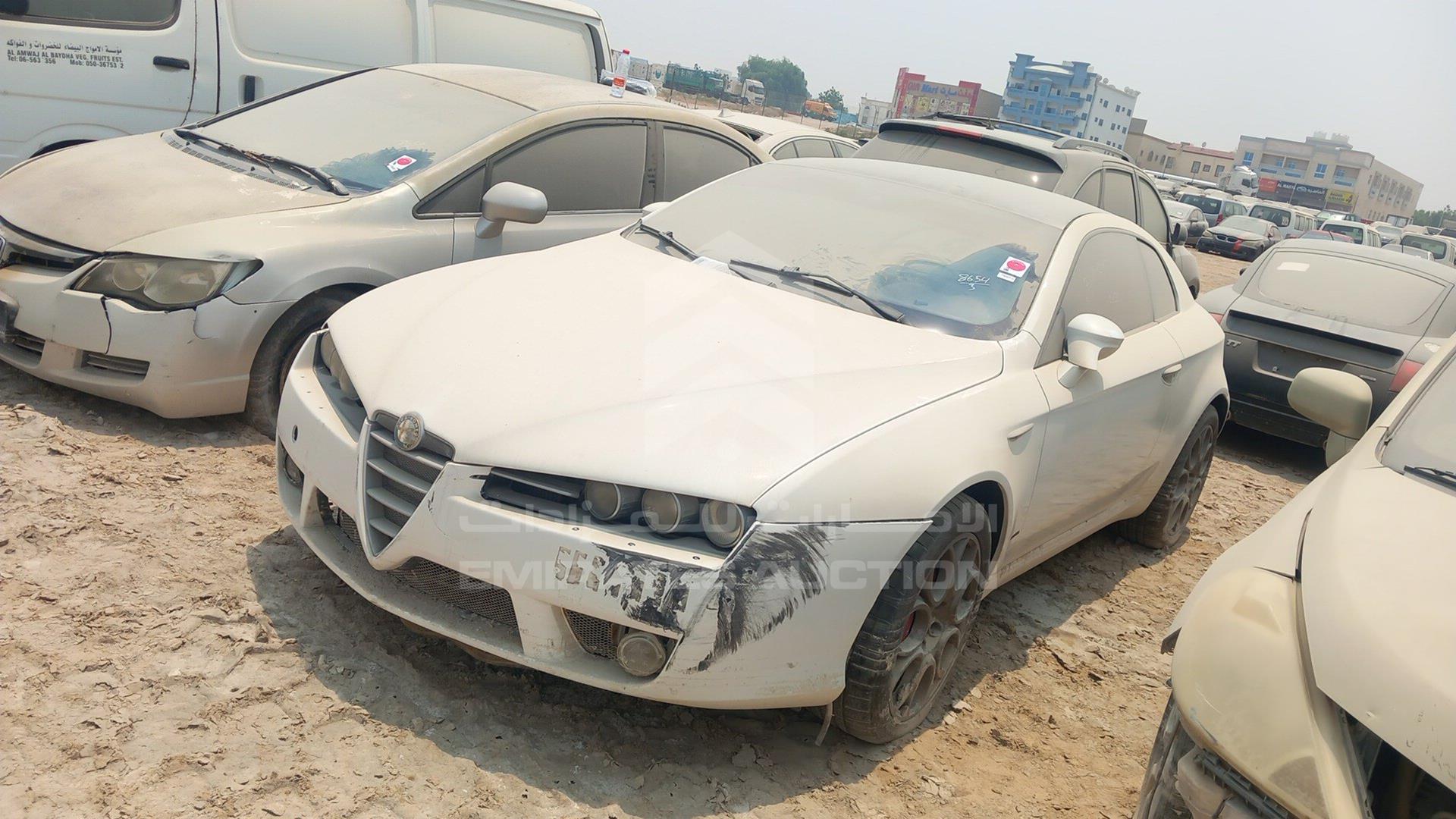 0 ALFA ROMEO --- VIN: ZAR93900005021104