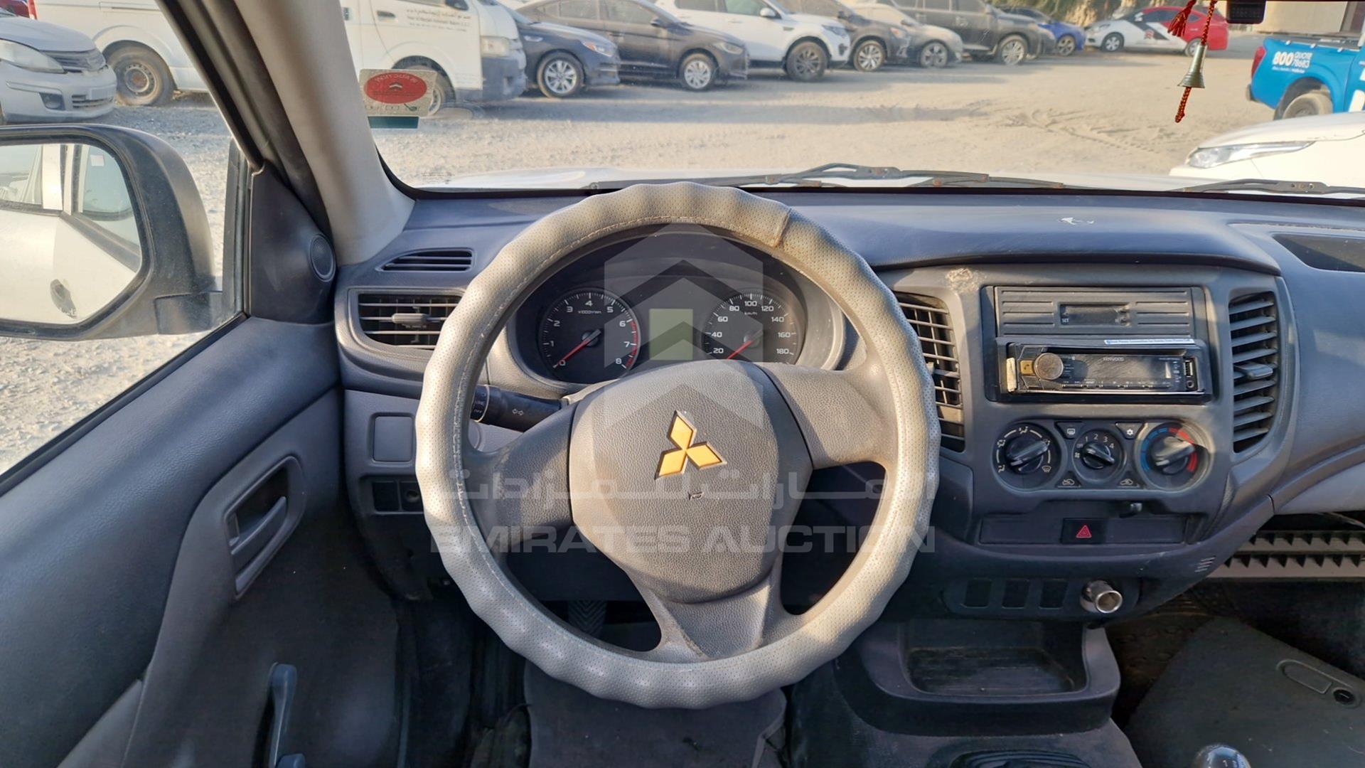 2016 MITSUBISHI L 200 VIN: MMBJNKJ40GH039774