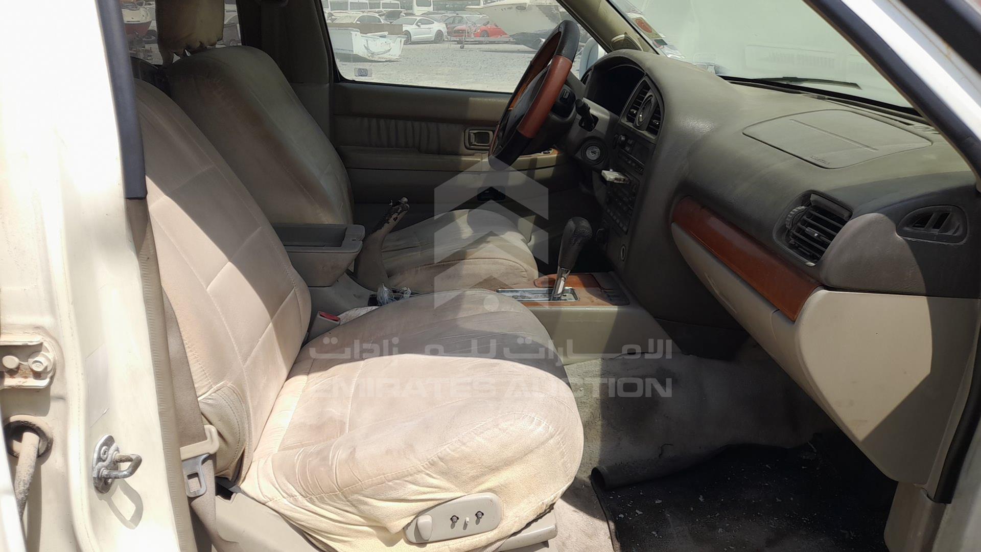 2001 INFINITI QX4 VIN: JNRDR09X91W203913