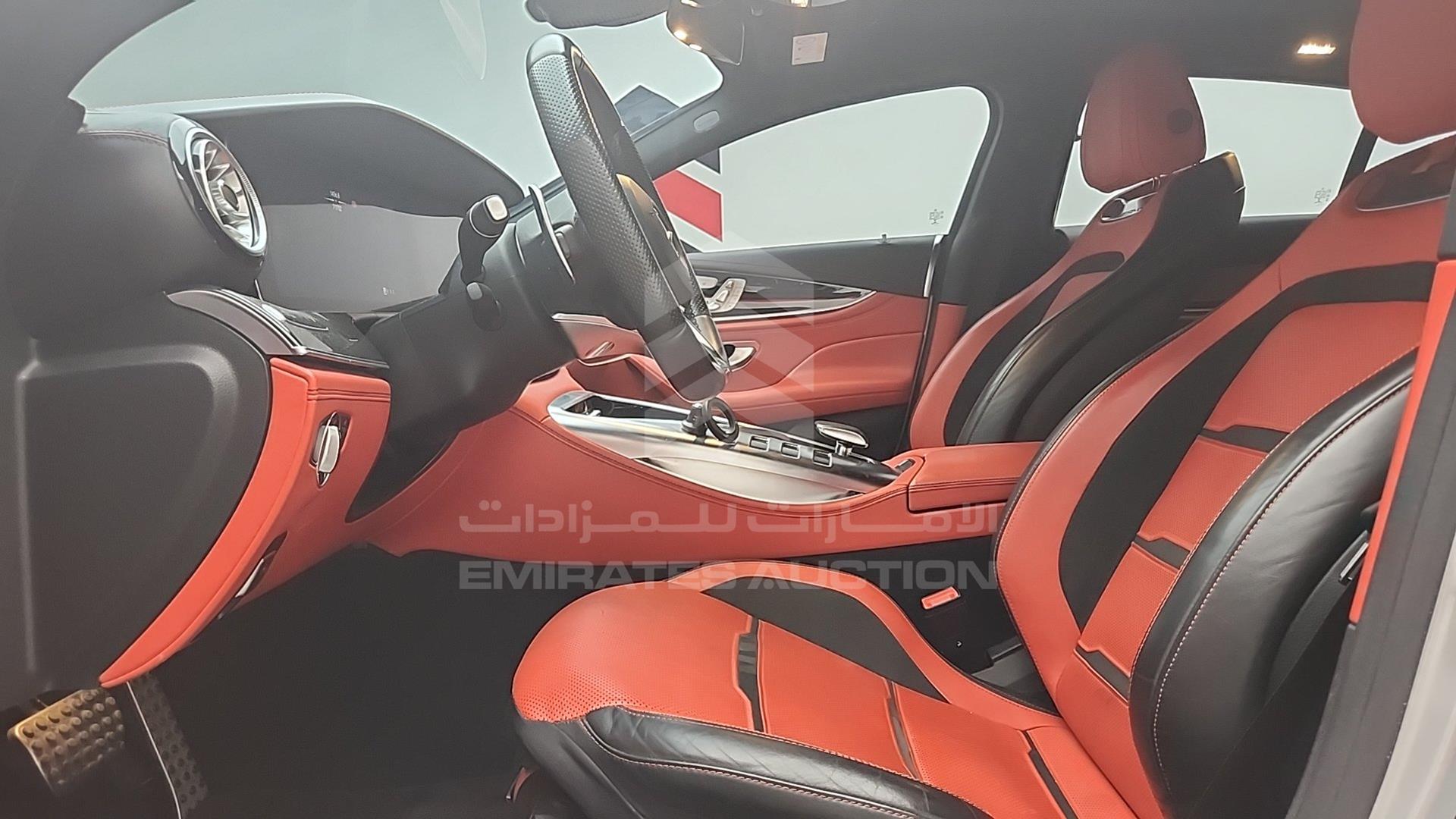 2019 MERCEDES GT 43 AMG VIN: WDD7X5JB8KA007031