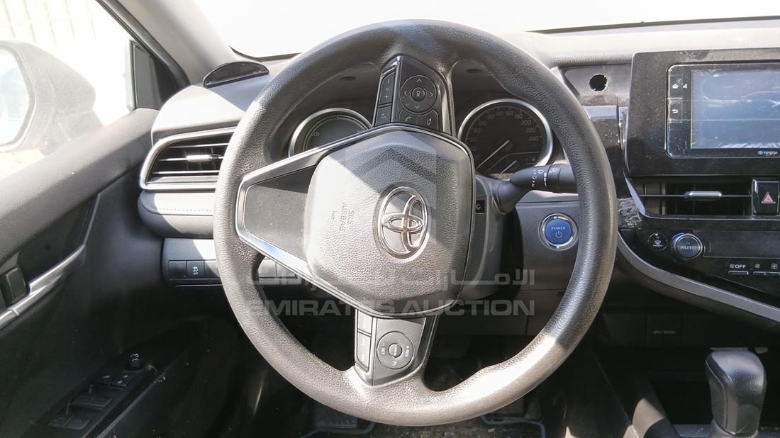 2024 Toyota Camry — Steering & Mounted Controls — Photo 13