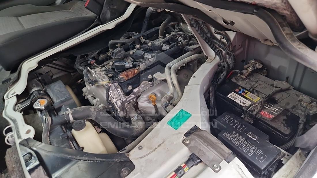 2020 Nissan Urvan — Engine Bay — Photo 21
