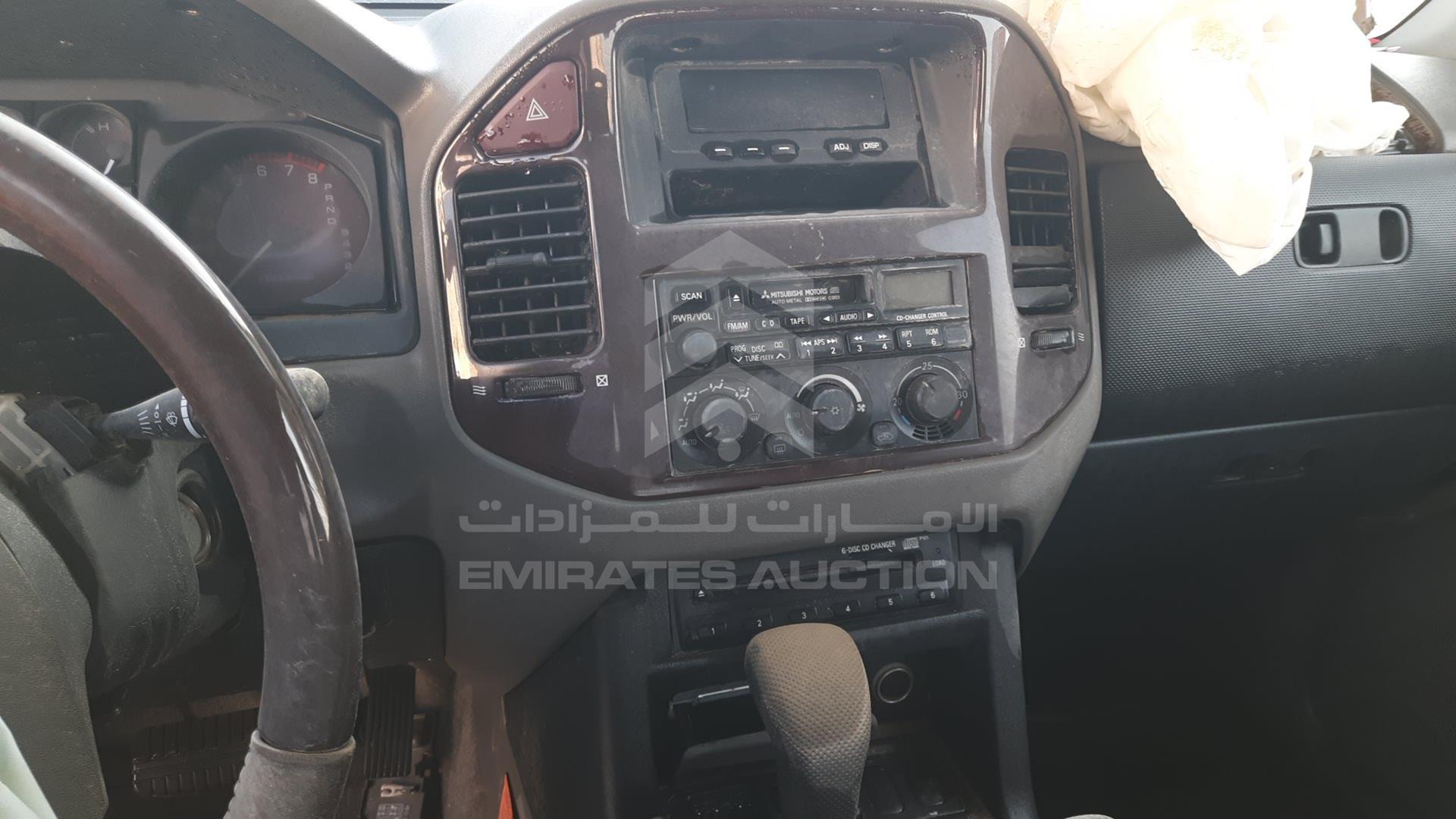 2002 MITSUBISHI PAJERO VIN: JMYMYV65W2J709013