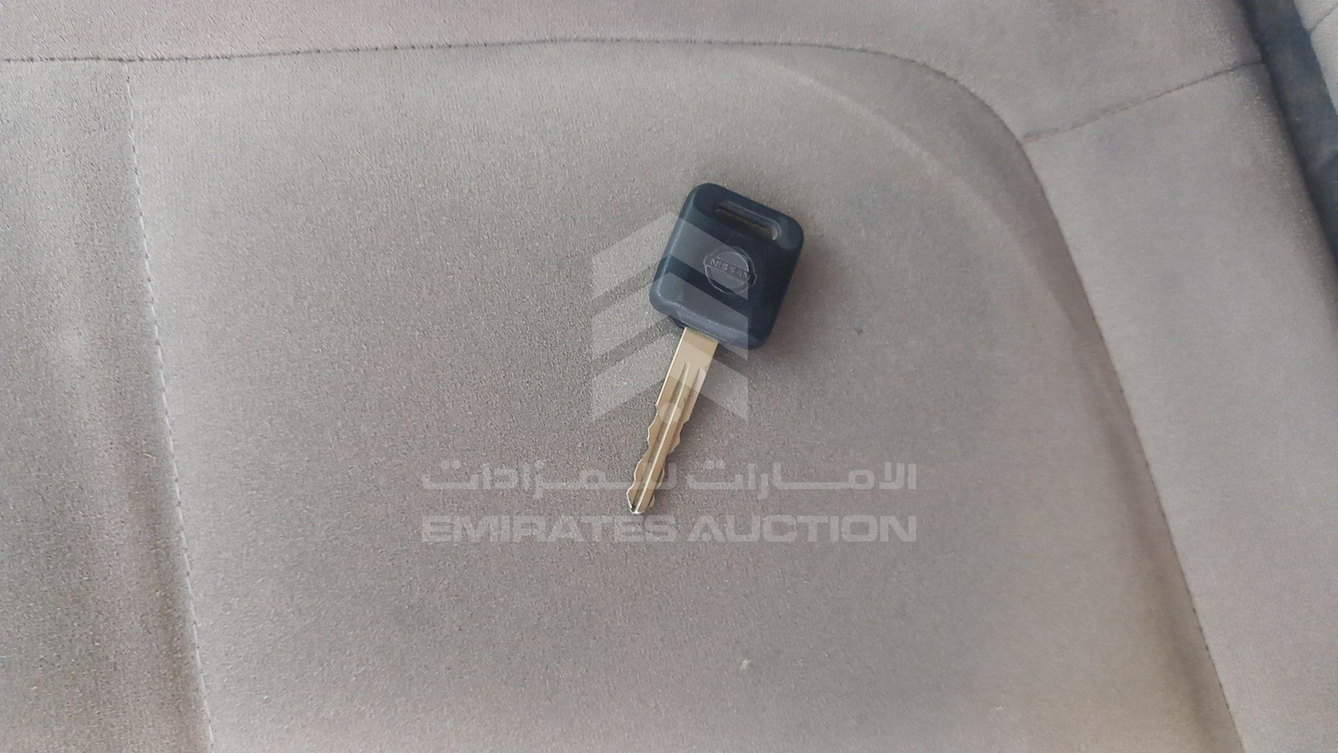 2009 NISSAN SUNNY VIN: JN1FN61C09W100118