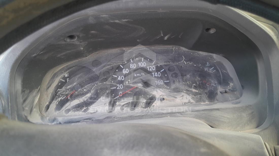 2007 Nissan Urvan — Speedometer & RPM Gauges — Photo 14