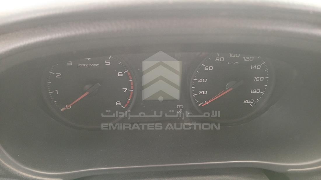 2016 Mitsubishi L 200 — Speedometer & RPM Gauges — Photo 14