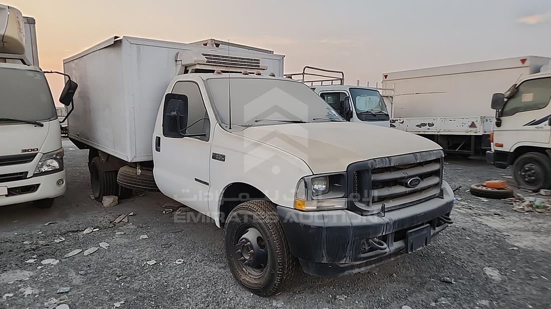 2003 Ford F 350 — Front Right Angle — Photo 9