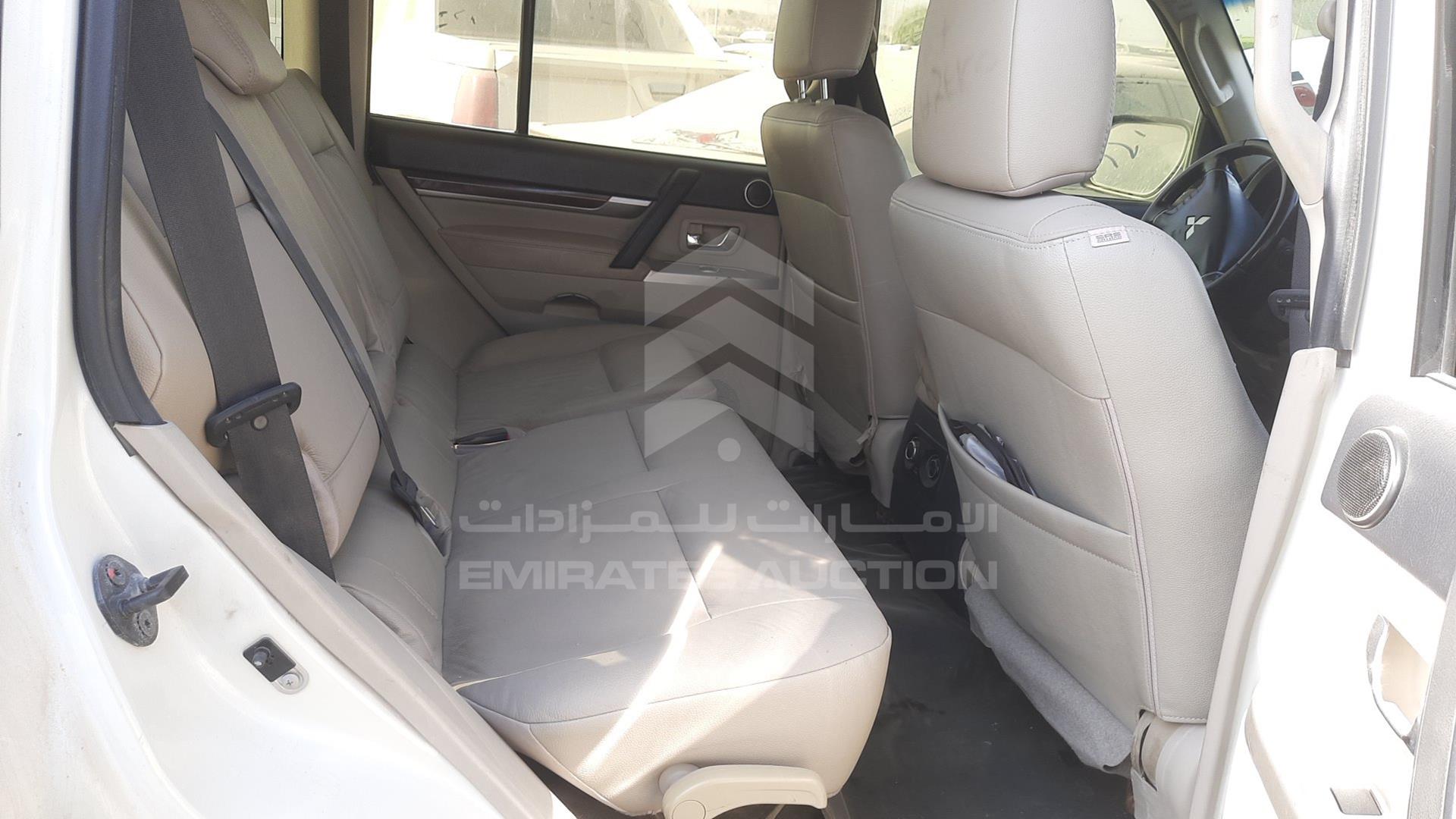2013 MITSUBISHI PAJERO VIN: JMYLRV95WDJ704832