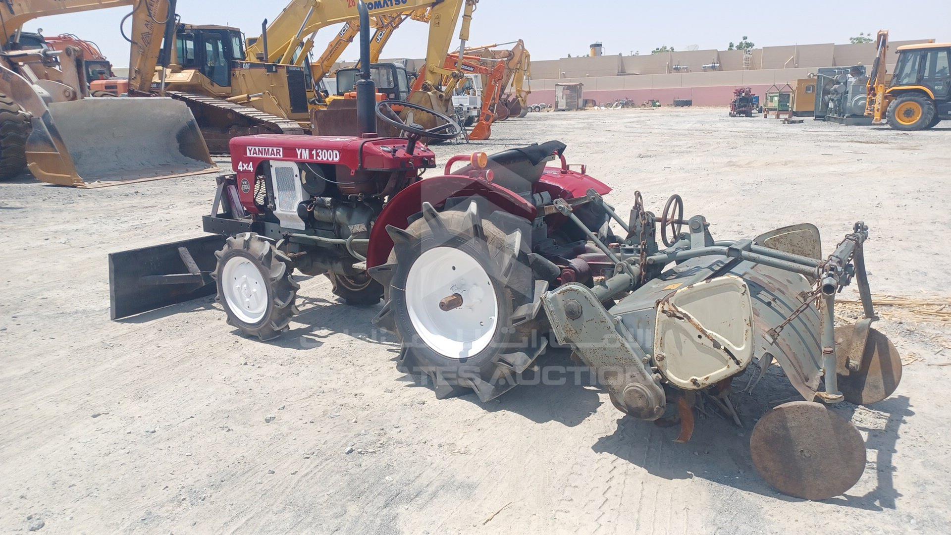 0 YANMAR --- VIN: YM1300D04615