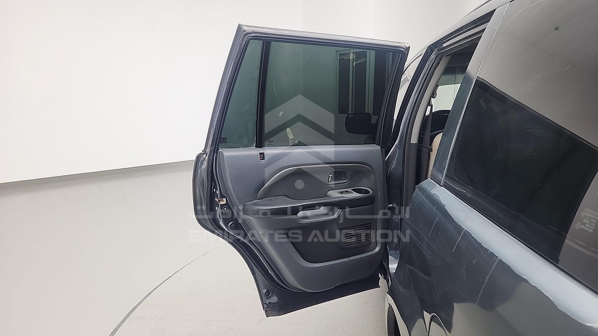 2004 HONDA MRV VIN: 2HKYF18524H700716