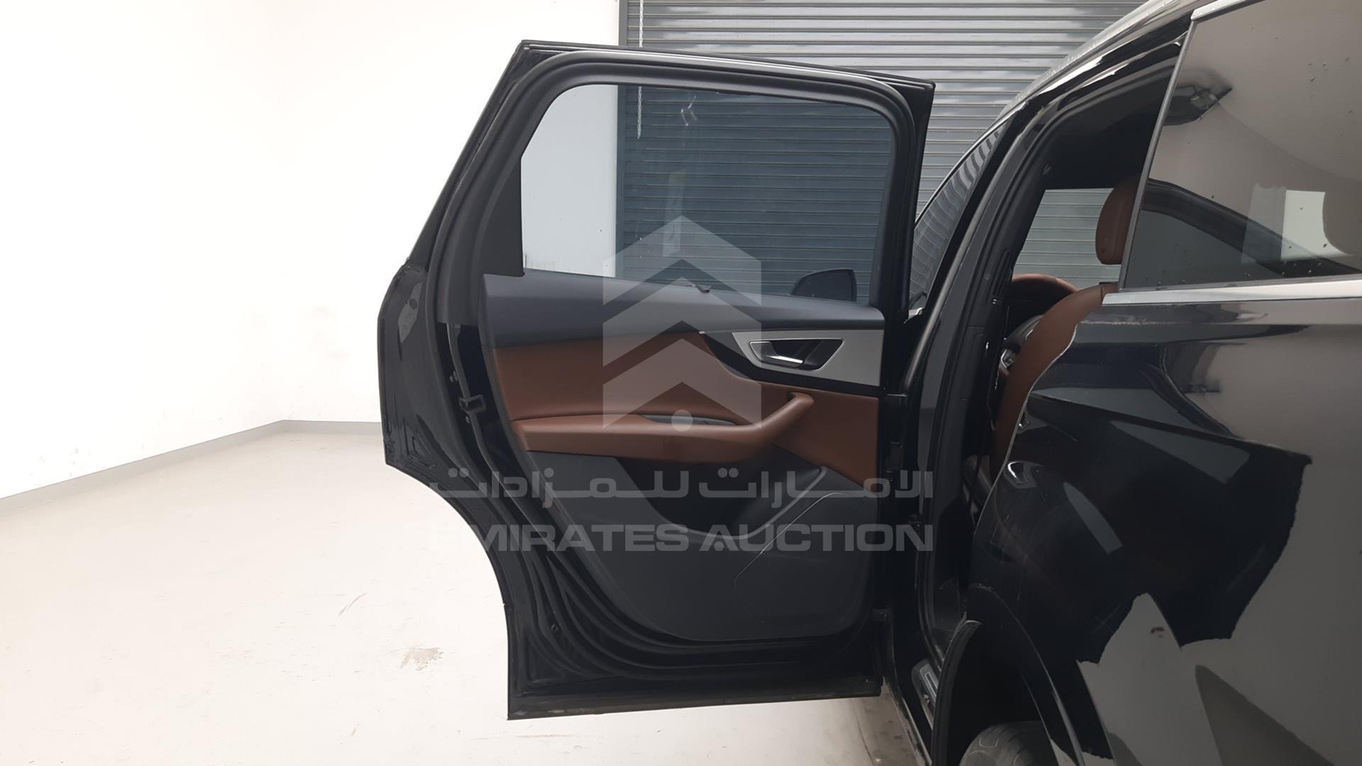 2018 AUDI Q7 VIN: WA1ZZZF71JD023765
