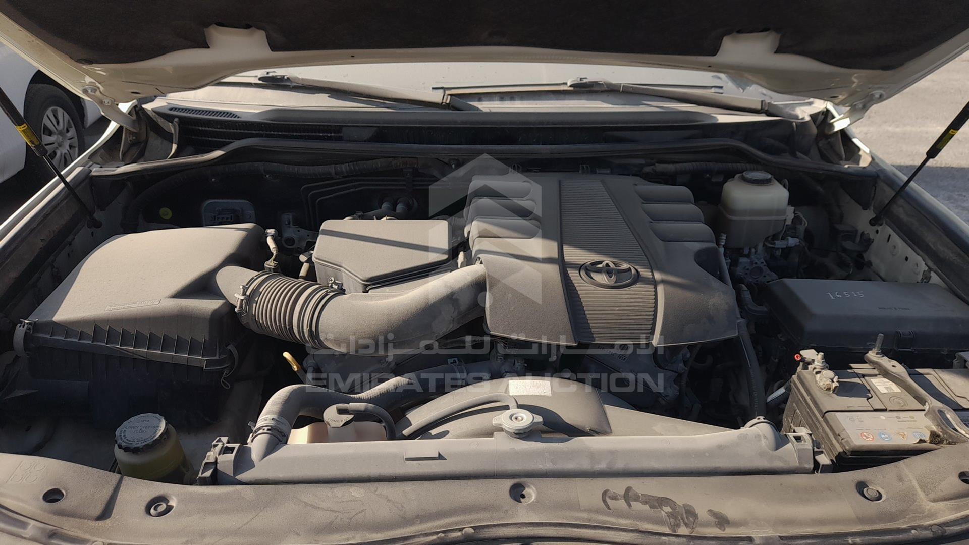 2014 TOYOTA LAND CRUISER VIN: JTMDU09J2E4094514