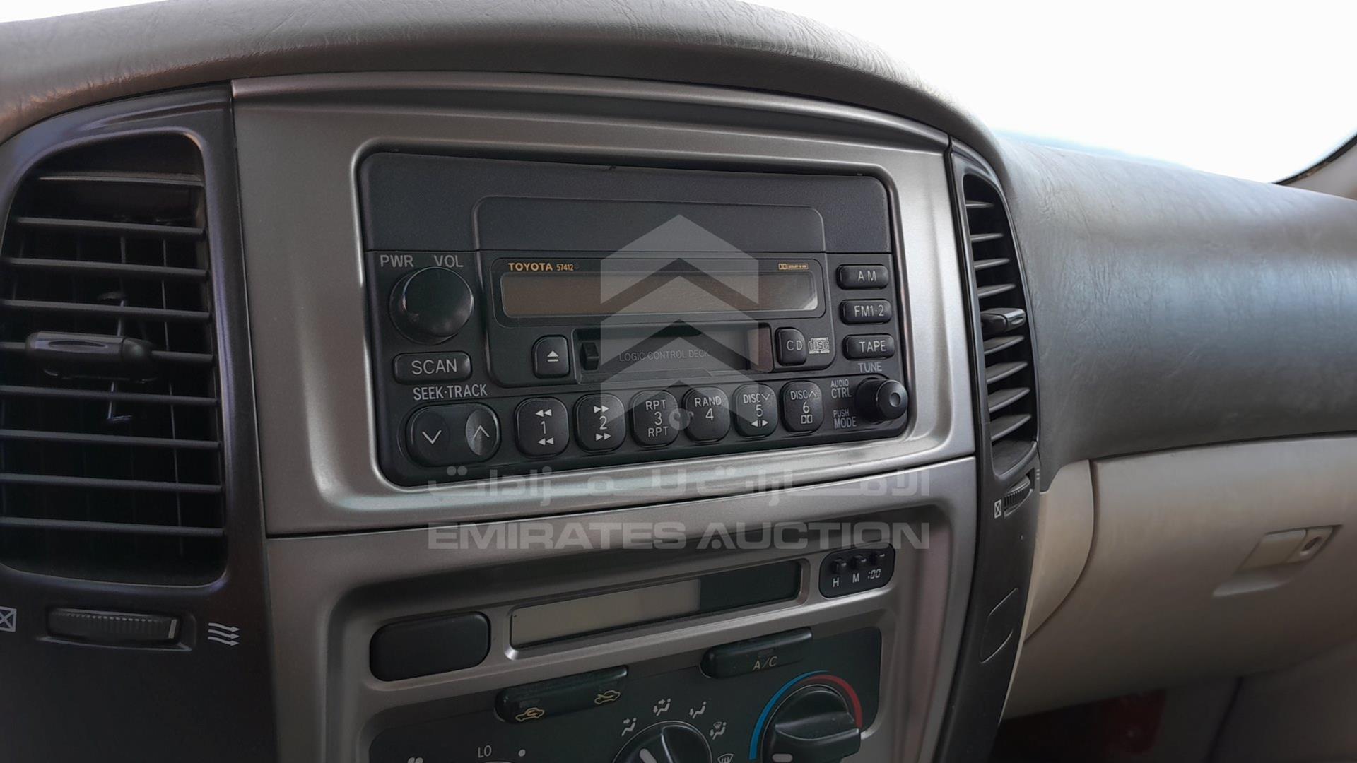 2007 TOYOTA LAND CRUISER VIN: JTGHJ09J377006875