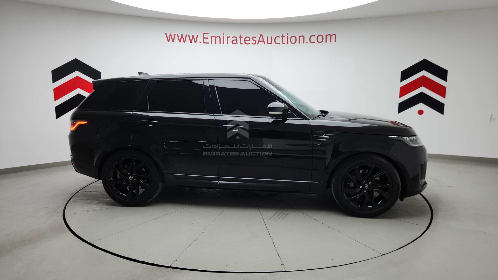 2020 RANGE ROVER SPORT VIN: SALWA2BU6LA725144