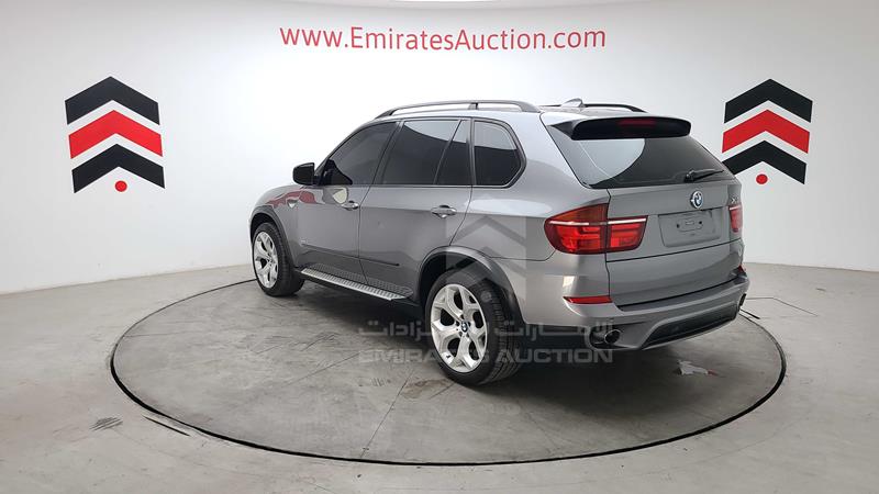 WBAZV4102DL926884 Auction: EmiratesAuction Lot: 409005 WBAZV4102DL926884 BMW X5 2013 GREY Photo 8