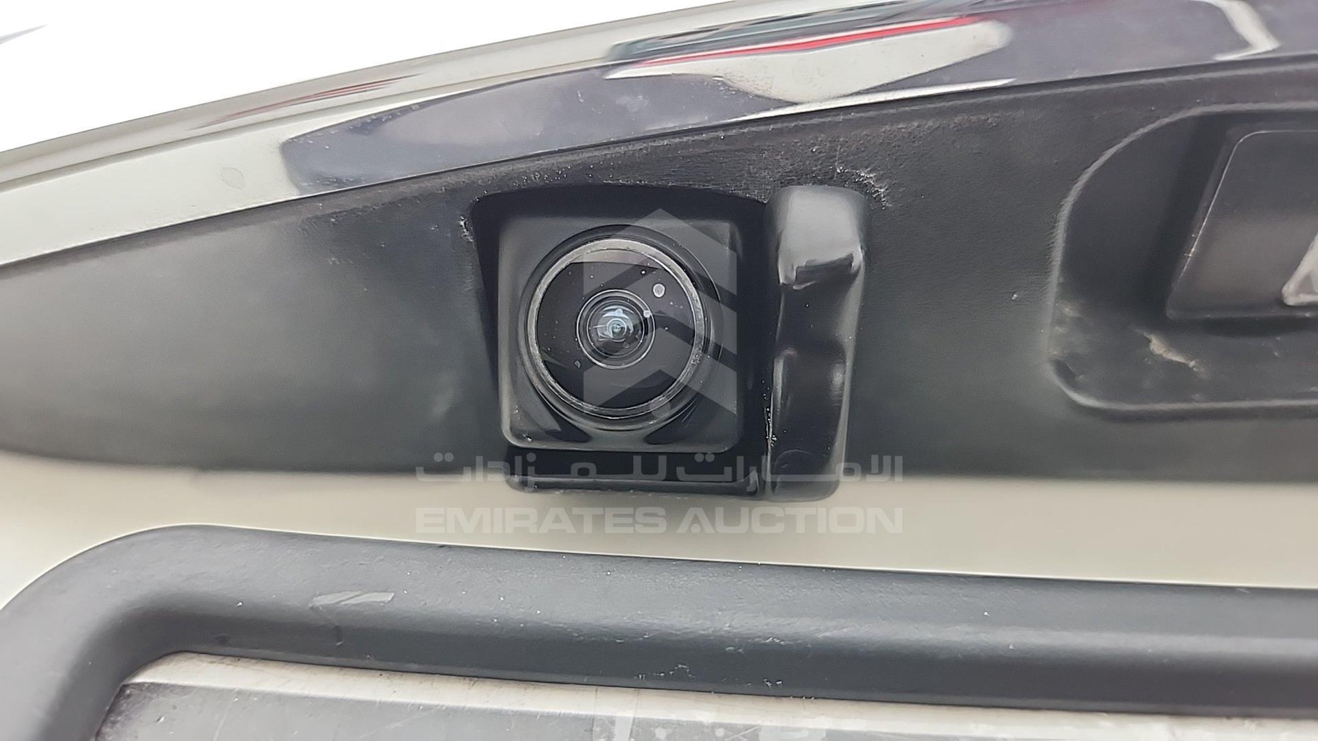 2017 NISSAN PATROL VIN: JN8AY2NY8H9304986
