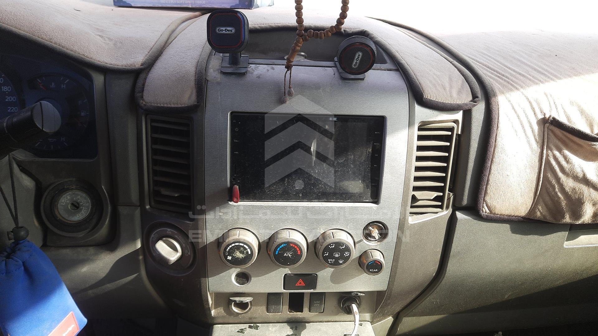 2005 NISSAN ARMADA VIN: 5N1AA08B95N738991