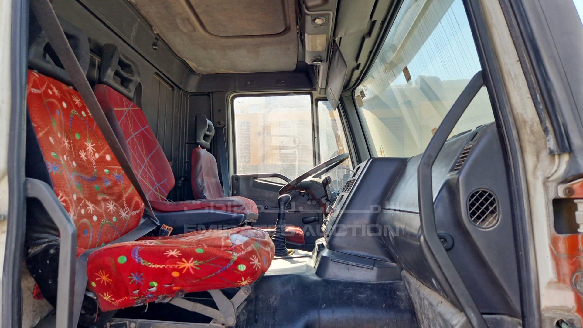 2007 IVECO TRAKKER VIN: WJME3TRS30C174713