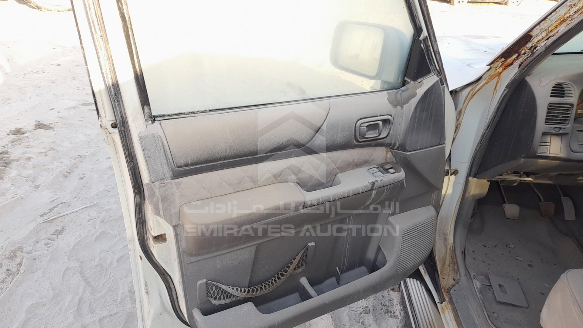 2000 NISSAN PATROL VIN: JN8BY14Y3YX430703