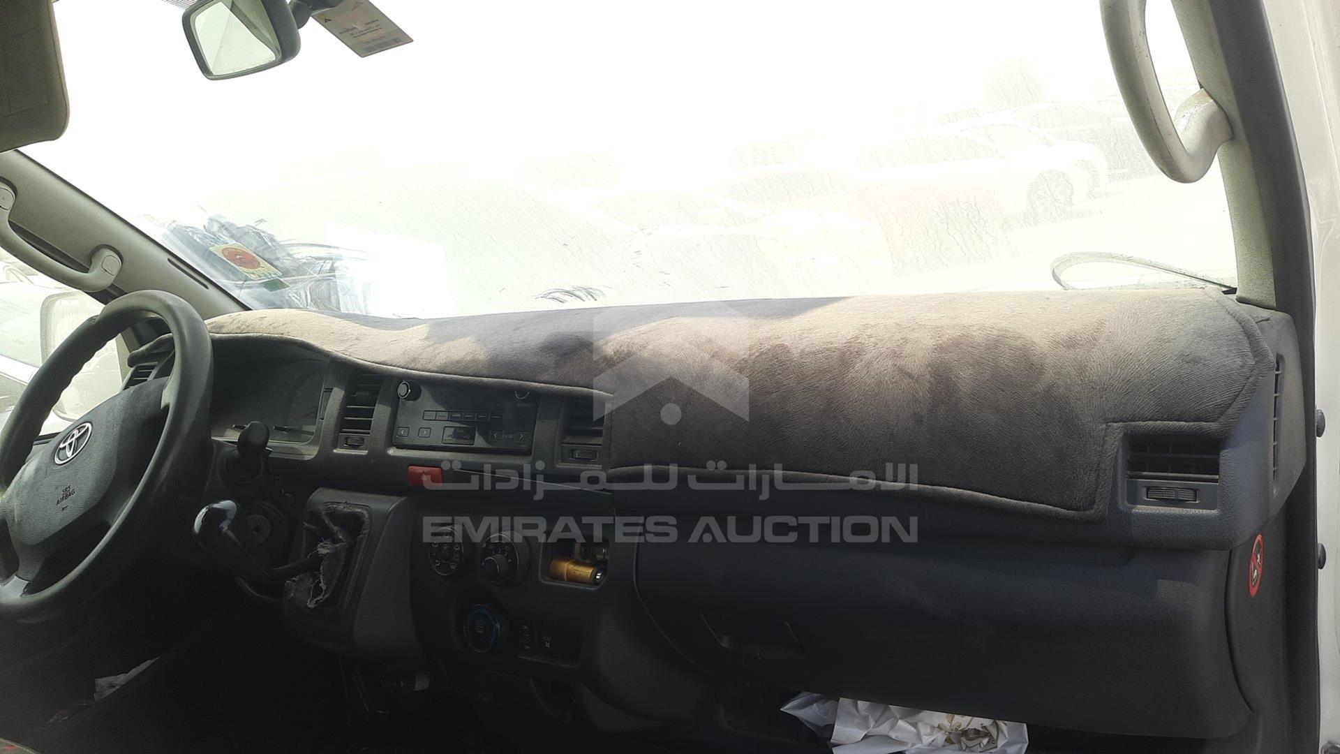 2015 TOYOTA HIACE VIN: JTGJX02P0F0064237