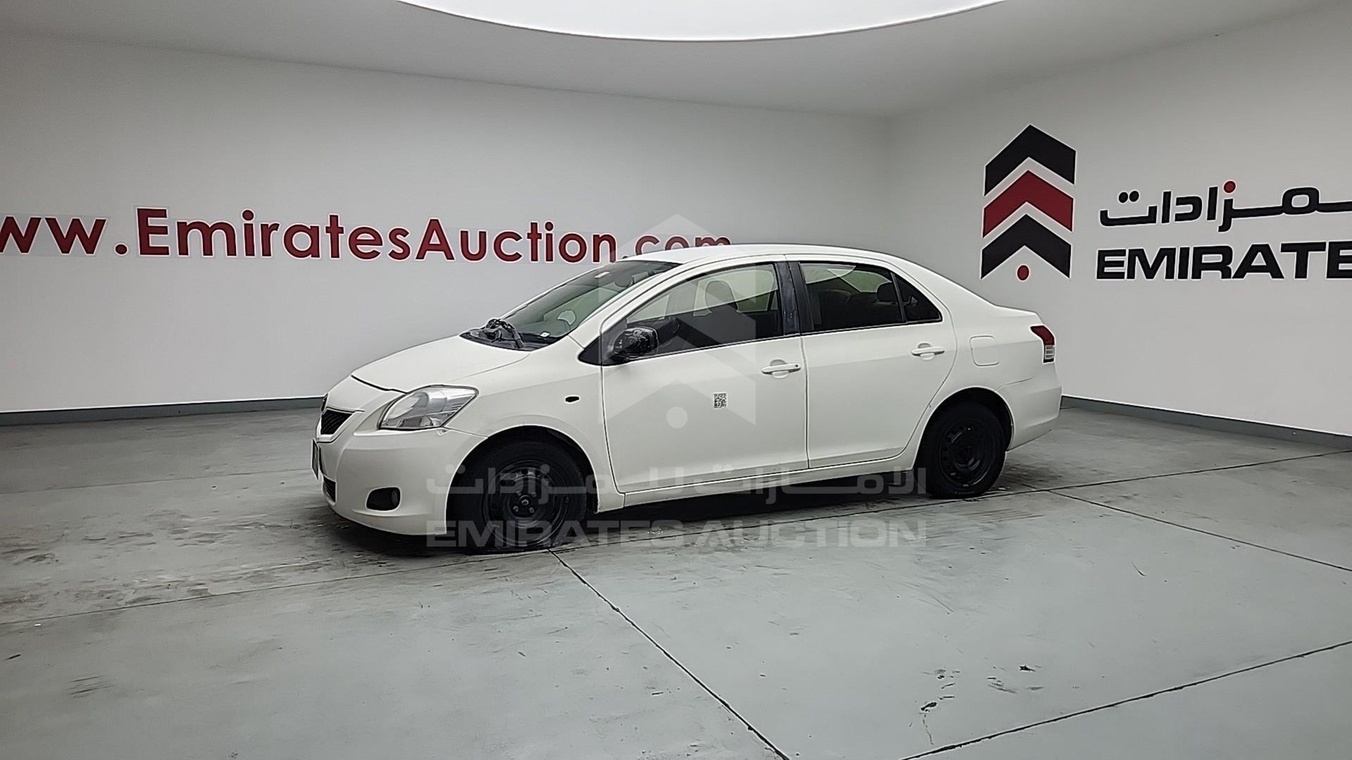 2009 TOYOTA YARIS VIN: JTDBW923294025975