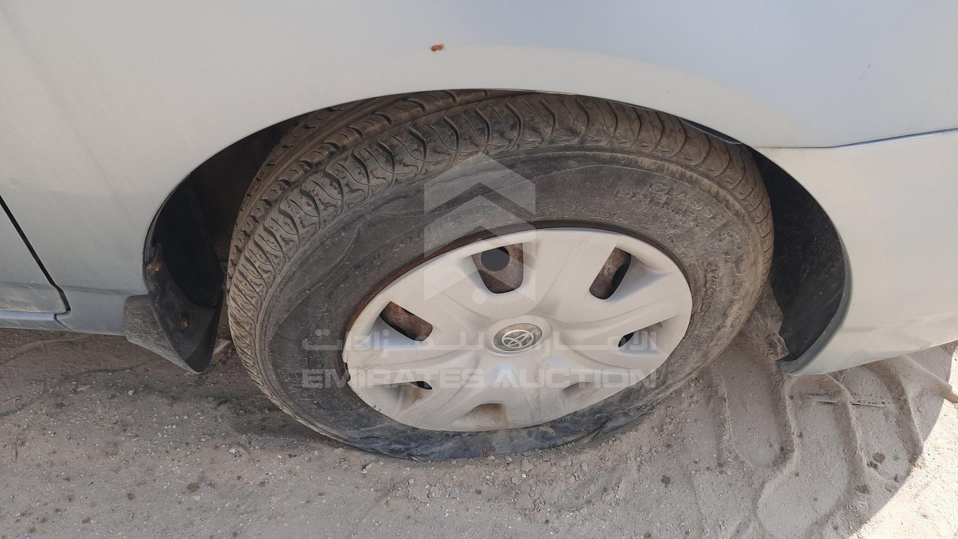 2005 TOYOTA COROLLA VIN: JTDBW23E453081357