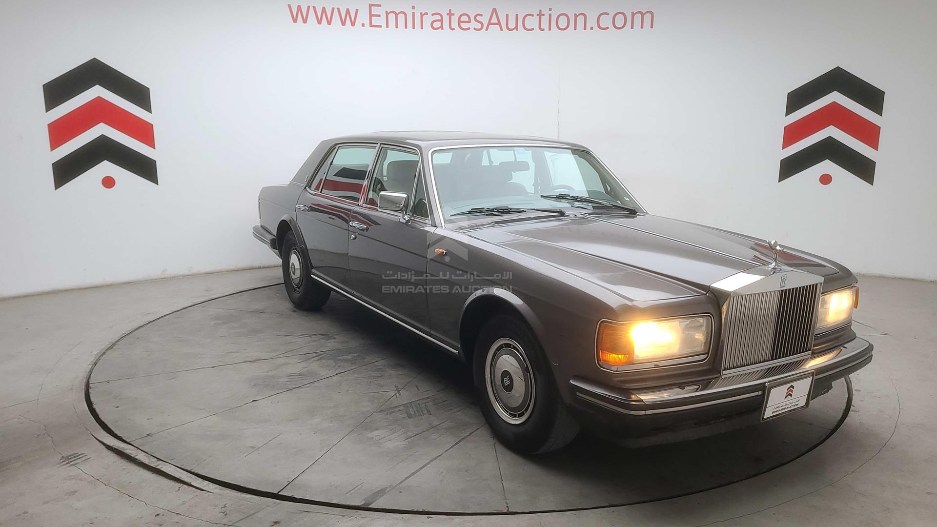 1990 ROLLS-ROYCE SILVER SPUR VIN: SCAZN02A2LCX32977
