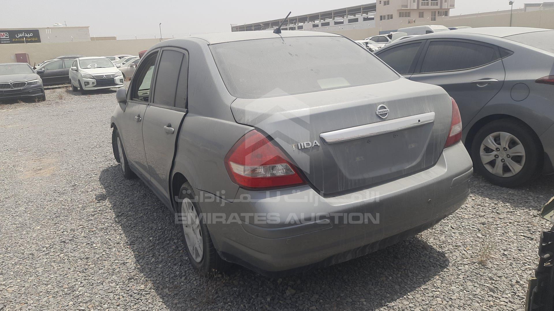 2011 NISSAN TIIDA VIN: 3N1BC1A76BL388023