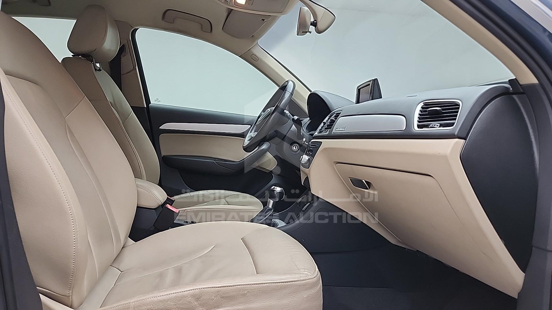 2016 AUDI Q3 VIN: WA1DFAFS5GR000395