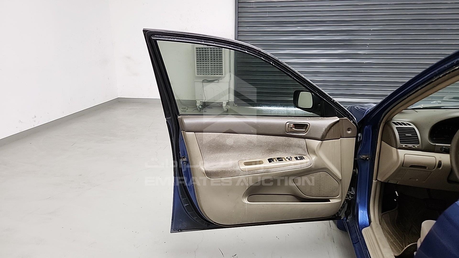 2003 TOYOTA CAMRY VIN: 6T1BE32K83X381005