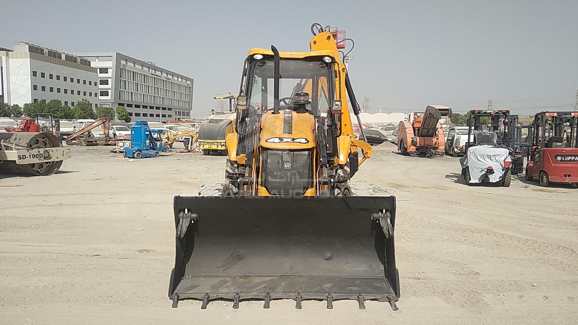 2017 JCB 3DX VIN: HAR3DXSUE01492455