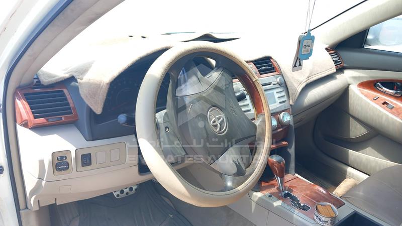 6T1BE42K8BX744228 Auction: EmiratesAuction Lot: 408520 6T1BE42K8BX744228 Toyota Camry 2011 WHITE Photo 13
