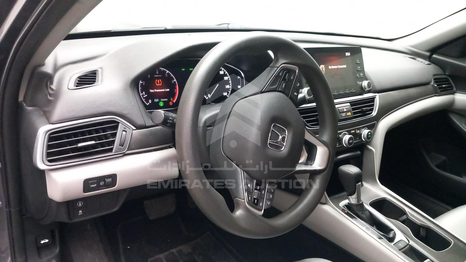 2019 HONDA ACCORD VIN: 1HGCV1F10KA077048