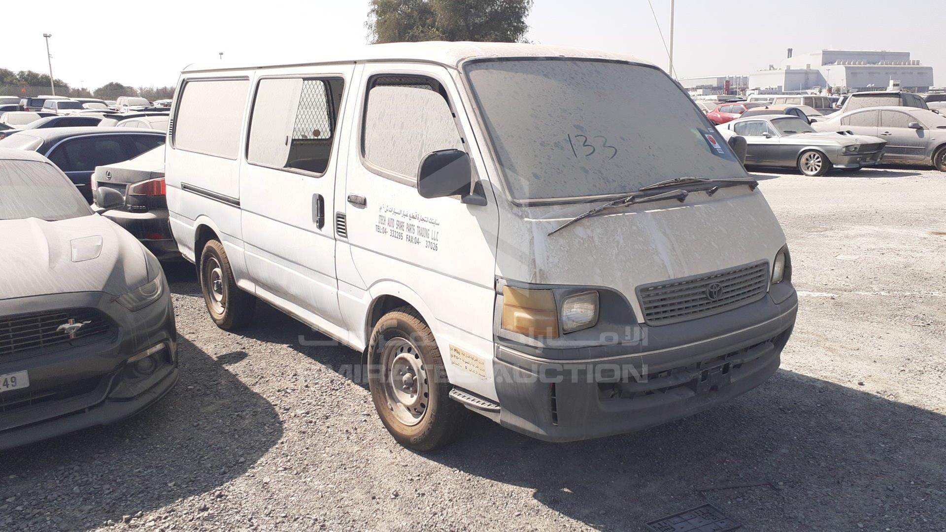 2004 TOYOTA HIACE VIN: JT4ZR119747014684