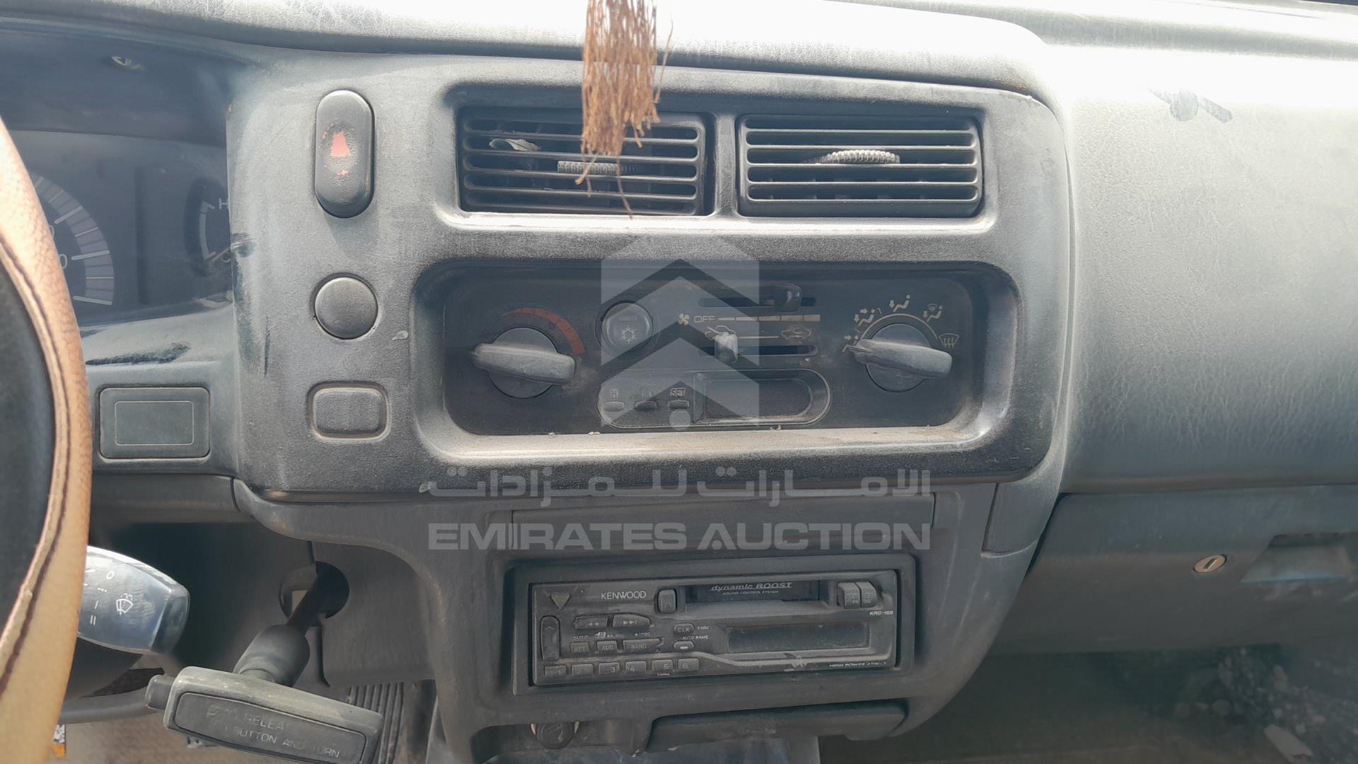 2004 MITSUBISHI L 200 VIN: MMBJNK6204D086136