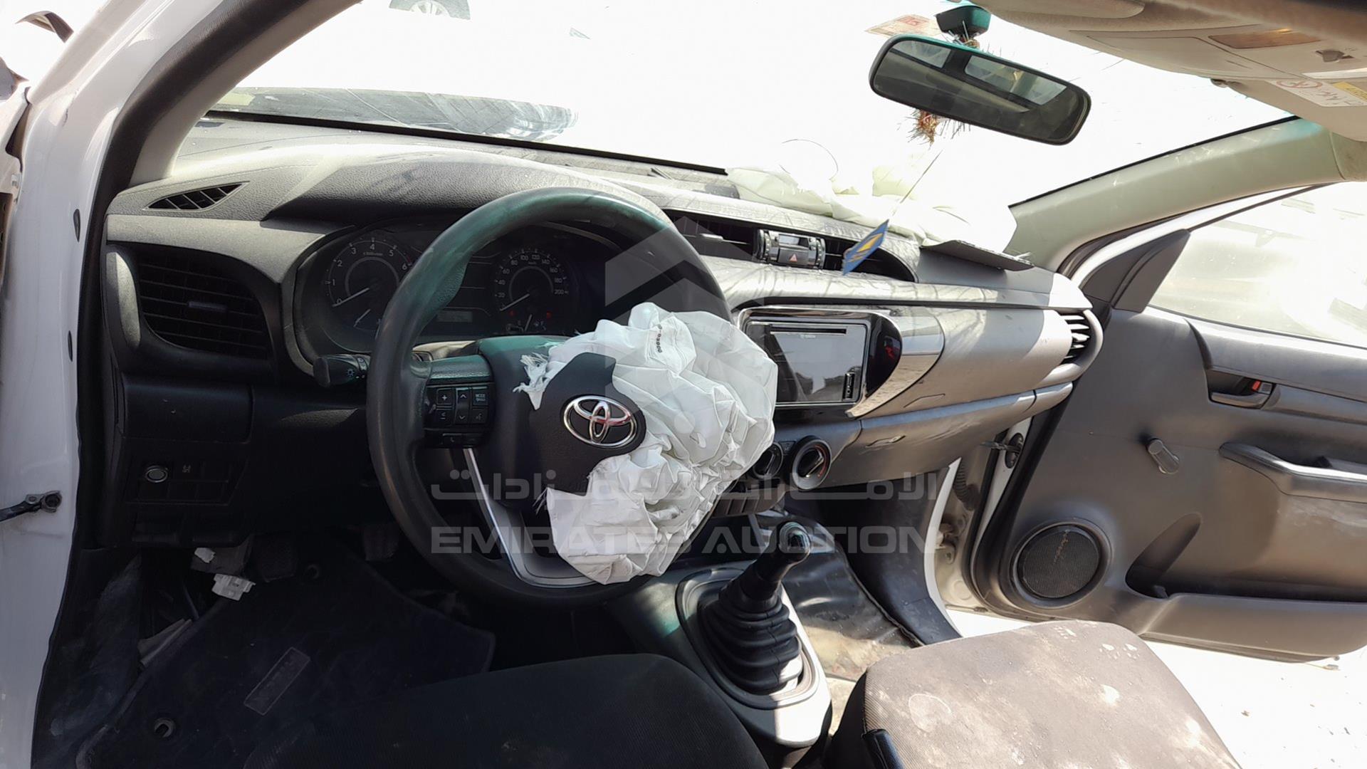 2020 TOYOTA HILUX VIN: MR0CX9CB9L3960531