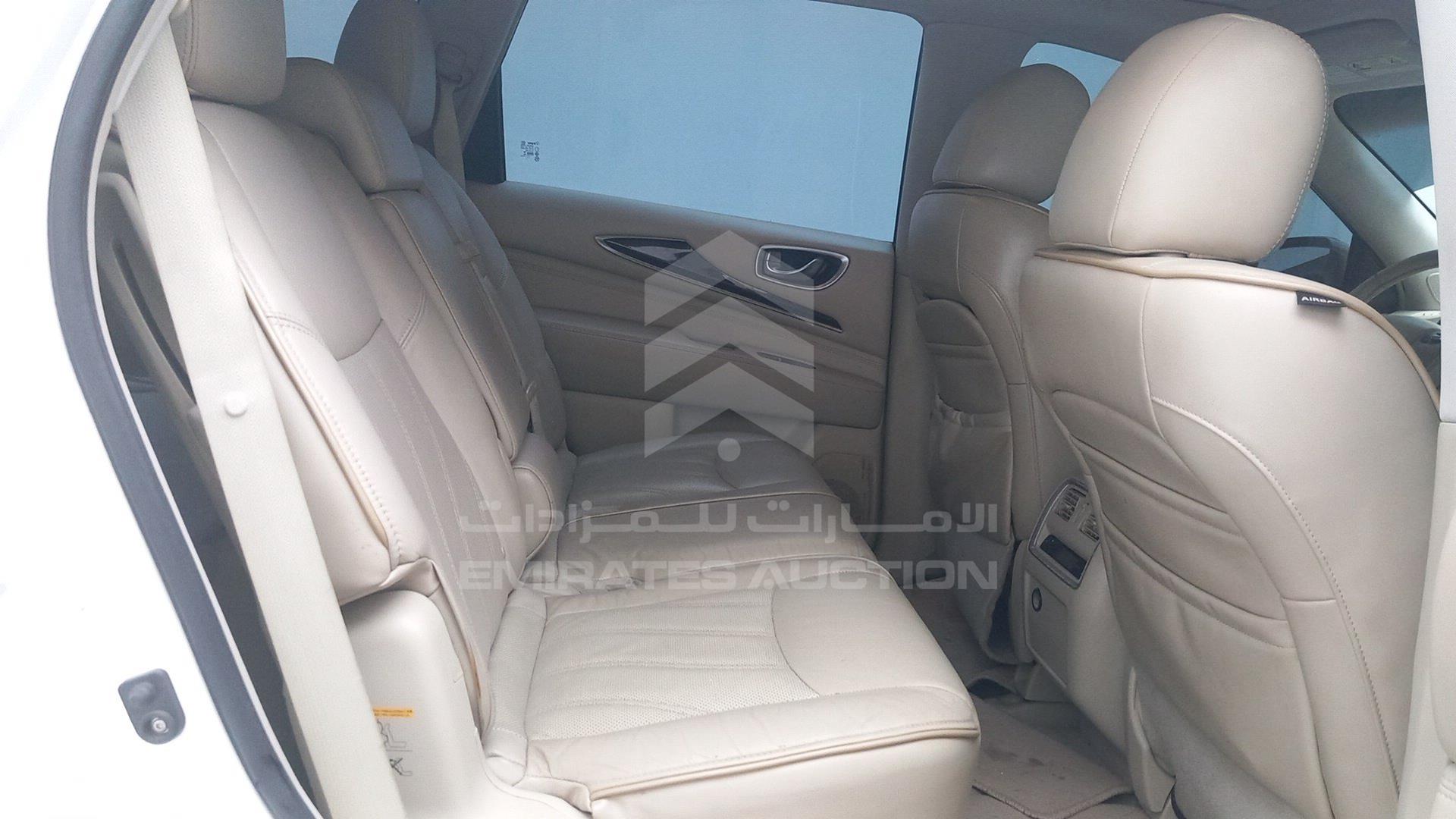2013 INFINITI JX 35 VIN: 5N1AL0MM5DC331083
