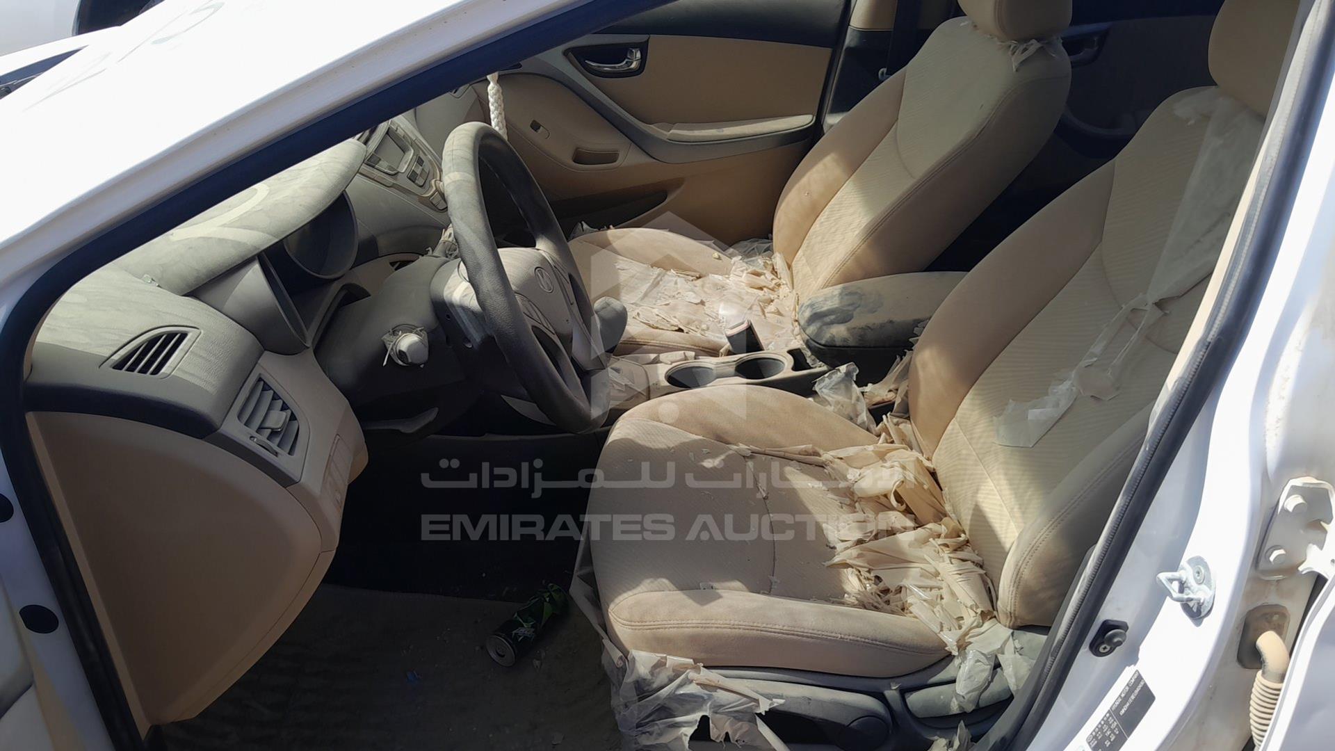 2014 HYUNDAI ELANTRA VIN: KMHDH41E8EU940490