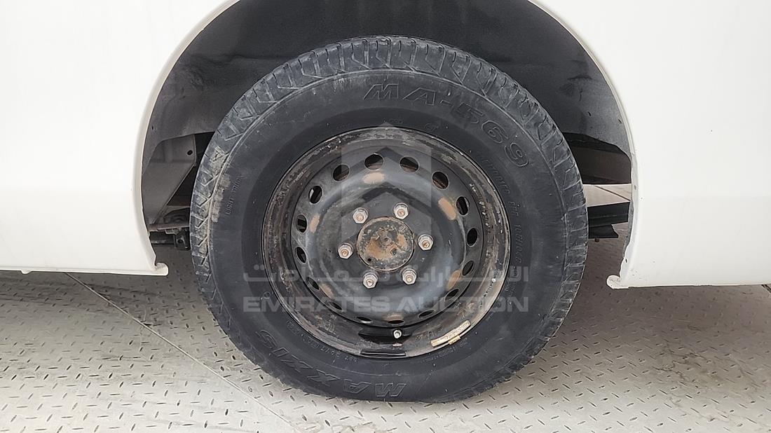 2020 Nissan Urvan — Rear Left Tyre — Photo 25