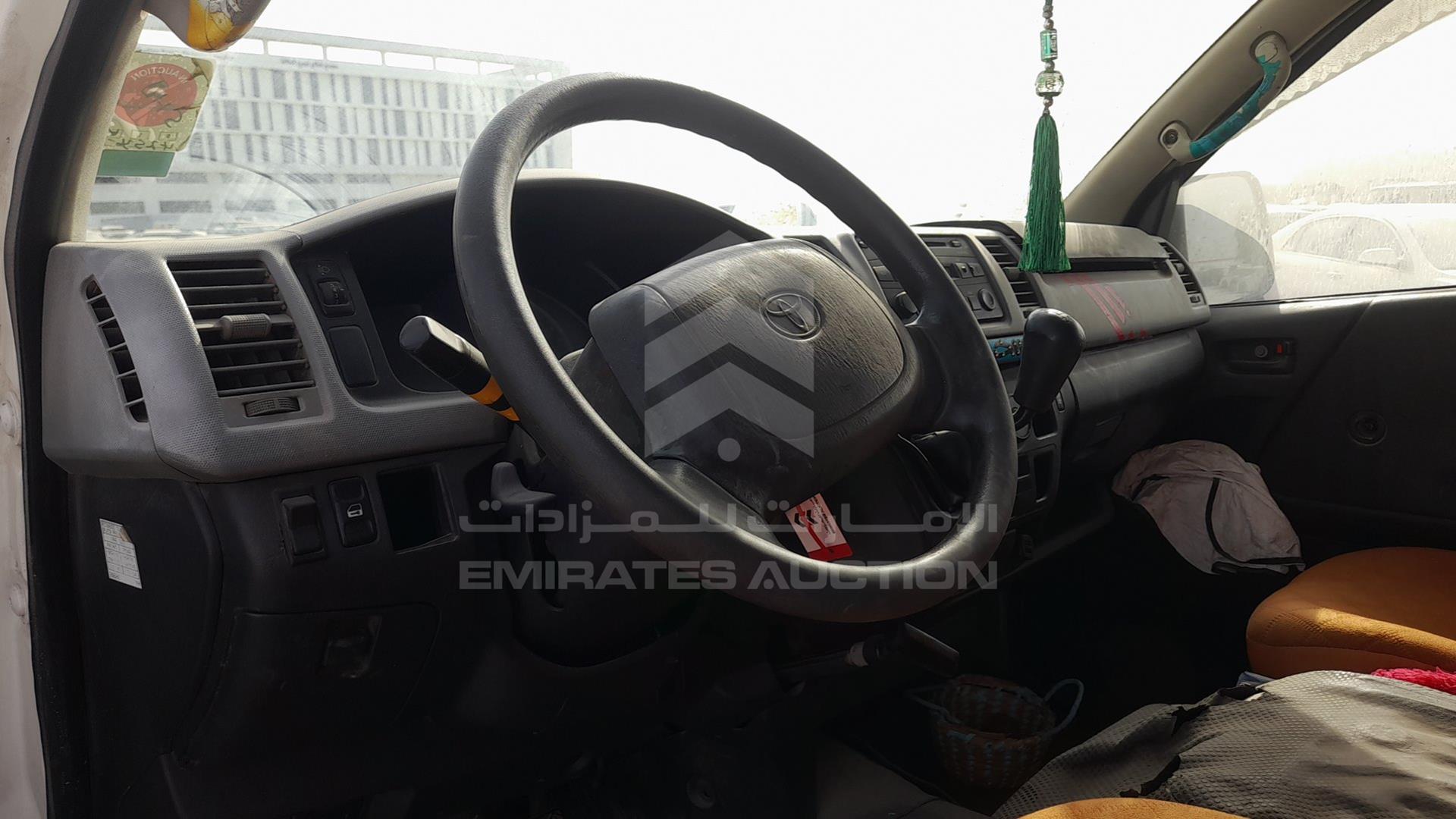 2006 TOYOTA HIACE VIN: JTGJX02P065004638