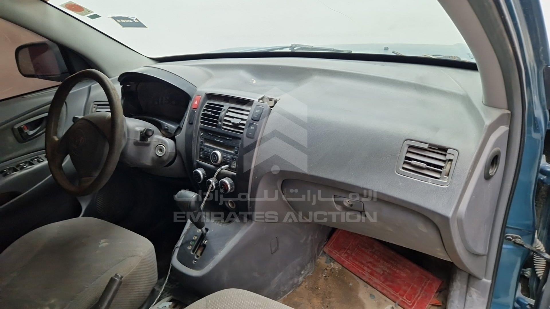 2005 HYUNDAI TUCSON VIN: KMHJM81B05U063764