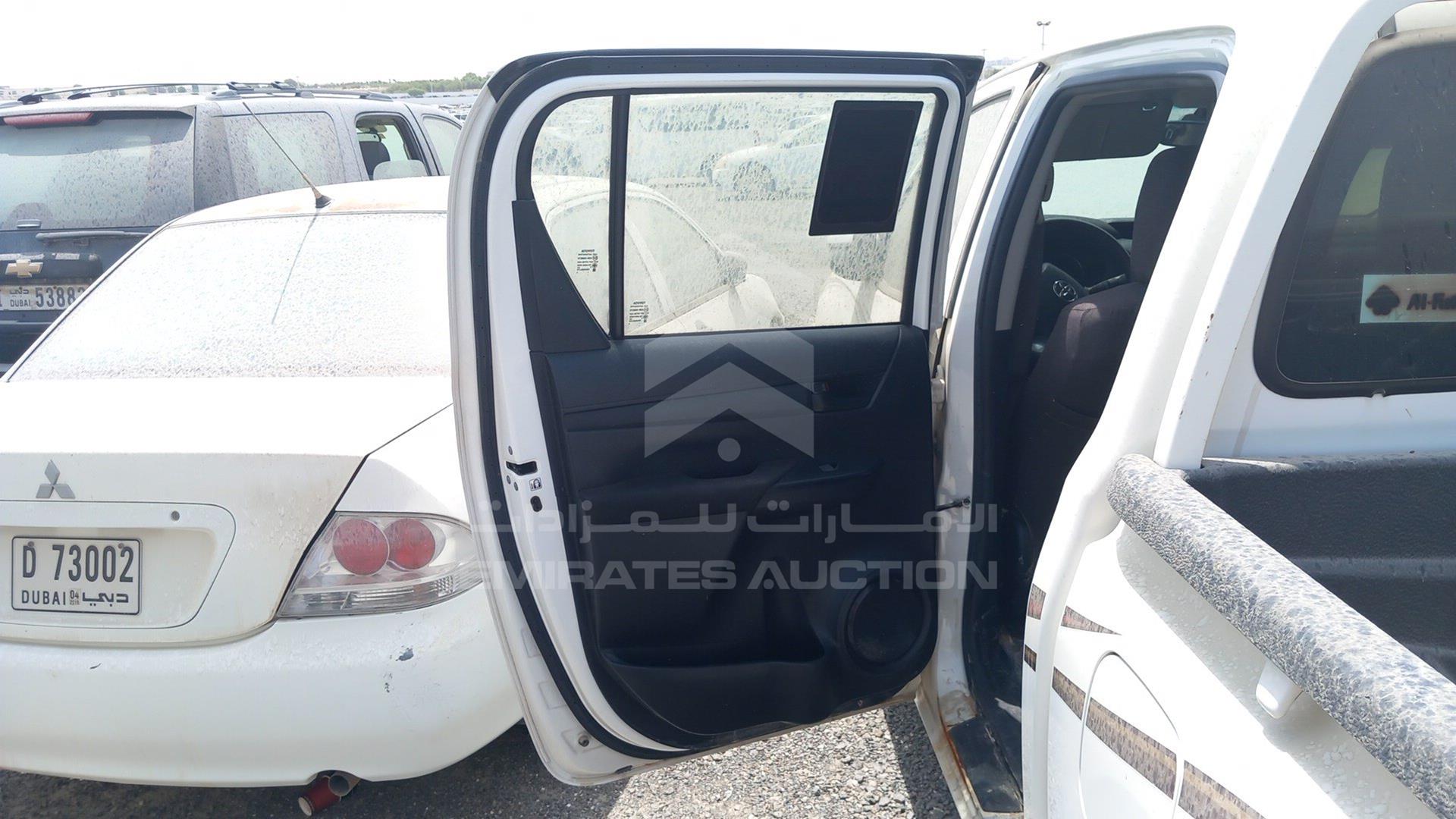 2019 TOYOTA HILUX VIN: MR0JX9CD1K4200577