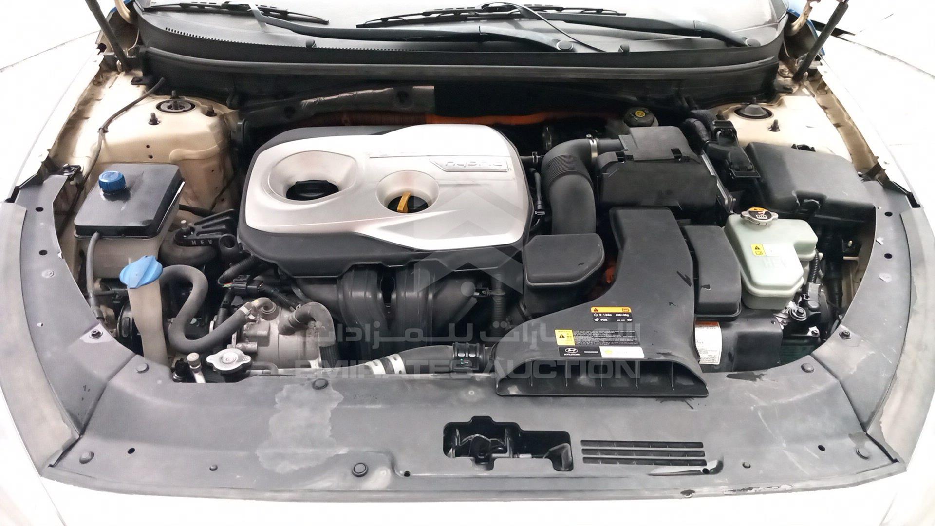 2019 HYUNDAI SONATA HYBRID VIN: KMHE24139KA093092