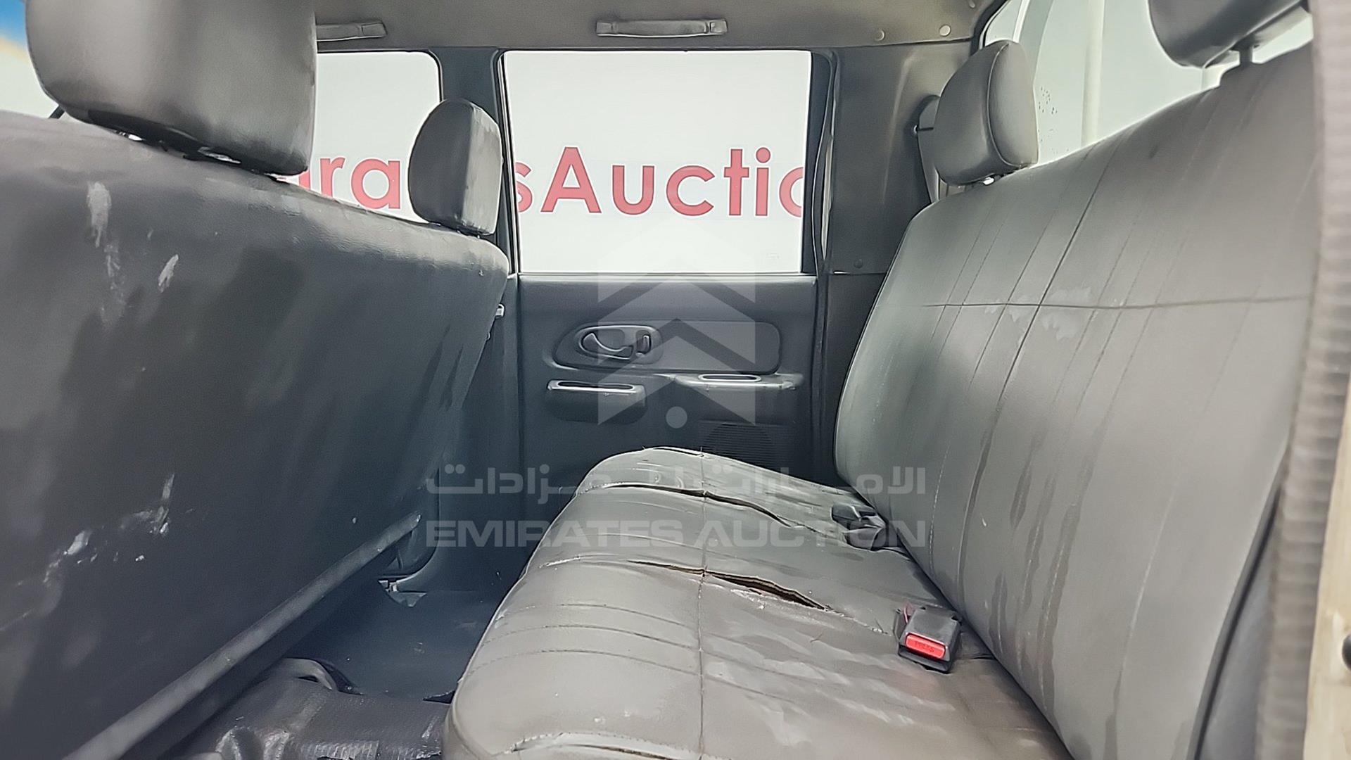2005 MITSUBISHI L 200 VIN: MMBJNK6405D037964
