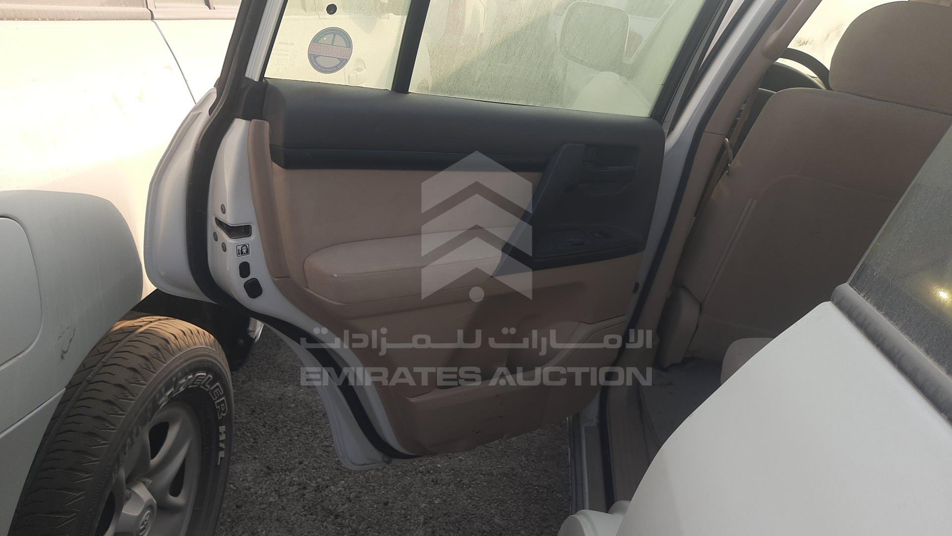 2013 TOYOTA LAND CRUISER VIN: JTMDU09J9D5065732