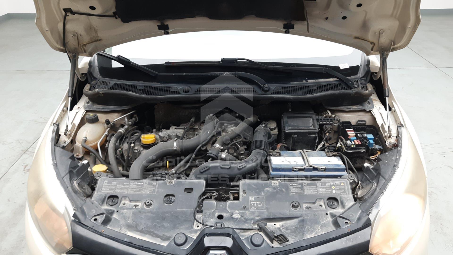 2015 RENAULT CAPTUR VIN: VF12RRHEXFW528782